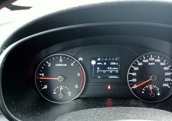 Kia Sportage cena 59500 przebieg: 201000, rok produkcji 2016 z Siedlce małe 37